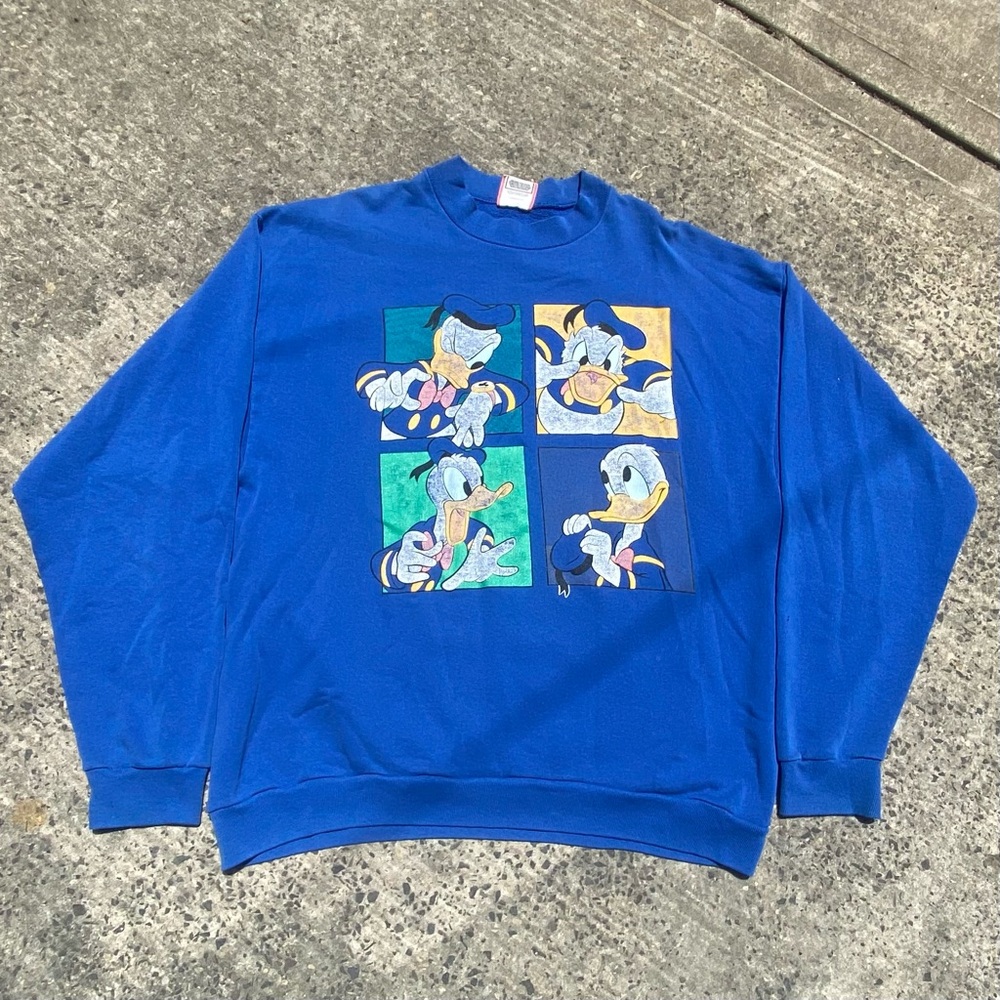 Vintage 90s Disney Donald Duck crewneck